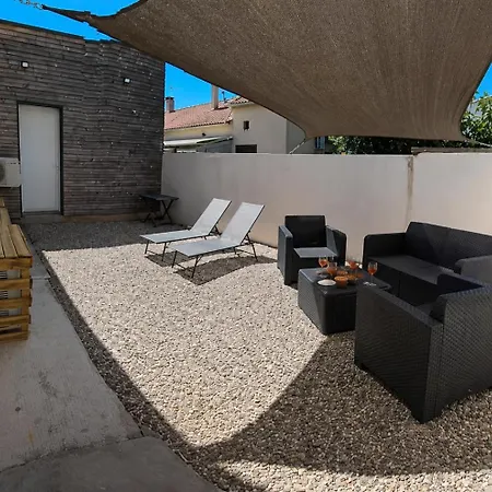 Centre - Terrasse - Baignoire Balneo - Clim * 阿格德
